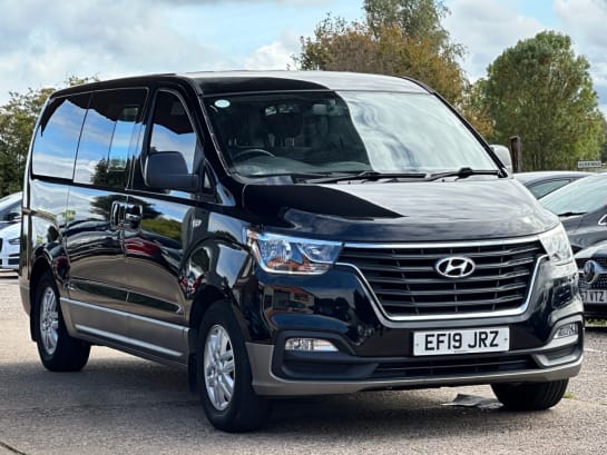 A 2019 HYUNDAI I800 2.5 CRDi SE Nav MPV 5dr Diesel Manual Euro 6 (136 ps) **8 SEATER~SATNAV~SEN