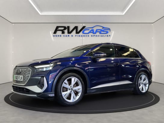 A null AUDI Q4 E-TRON 35 S line SUV 5dr Electric Auto 55kWh (170 ps)