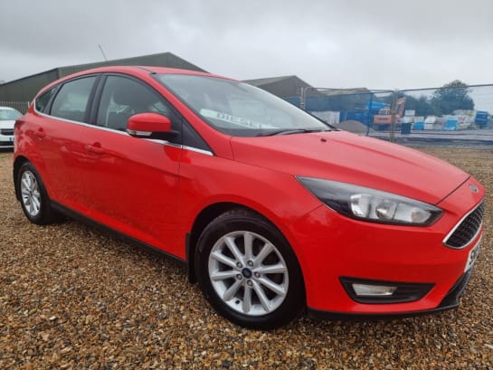 A null FORD FOCUS 1.6 ZETEC TDCI 5d 114 BHP PARK SENSORS! BLUETOOTH! DAB!