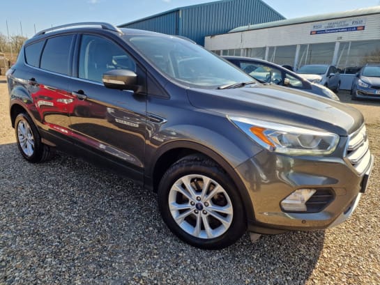 A null FORD KUGA 2.0 TDCi Titanium SUV 5dr Diesel Manual Euro 6 (s/s) (150 ps) CLIMATE + SAT