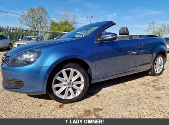 A null VOLKSWAGEN GOLF 1.6 TDI BlueMotion Tech SE Cabriolet 2dr Diesel Manual Euro 5 (s/s) (105 ps
