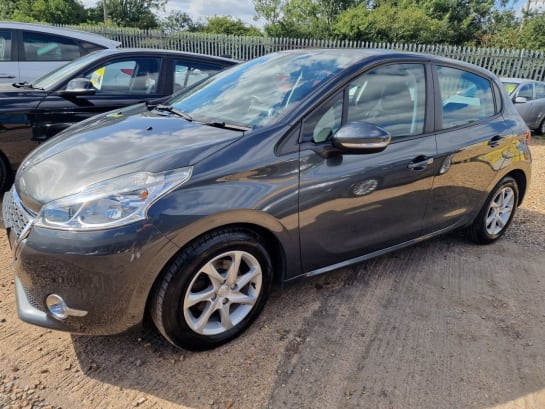 A null PEUGEOT 208 1.2 VTi Active Hatchback 5dr Petrol Manual Euro 5 (82 ps) LOW MILEAGE PETRO