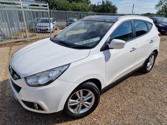 A null HYUNDAI IX35 1.7 CRDi Premium SUV 5dr Diesel Manual Euro 5 (s/s) (115 ps) CLIMATE + SUNR