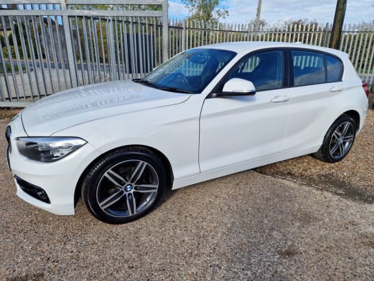 A 2017 BMW 1 SERIES 1.5 118i Sport Hatchback 5dr Petrol Manual Euro 6 (s/s) (136 ps) NAVIGATION