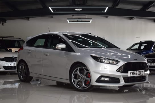 A 2017 FORD FOCUS ST-3 TDCI