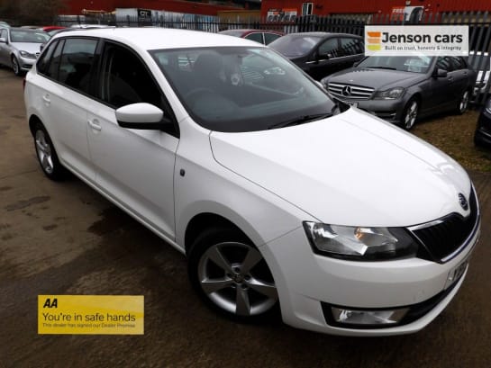 A 2015 SKODA RAPID SPACEBACK SE TECH TDI CR