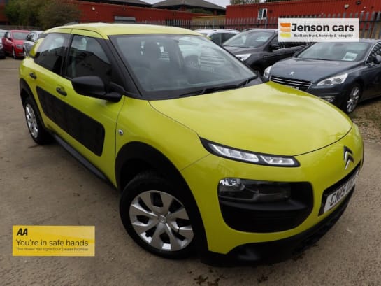 A null CITROEN C4 CACTUS 1.6 BlueHDi Touch Hatchback 5dr Diesel Manual Euro 6 (s/s) (100 ps) (FULL S