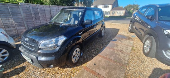 A null KIA SOUL 1 5-Door