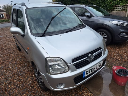 A null VAUXHALL AGILA DESIGN 16V TWINPORT 5-Door