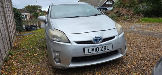 A 2010 TOYOTA PRIUS 1.8 VVT-h T3 Hatchback 5dr Petrol Hybrid CVT Euro 5 (s/s) (136 ps)