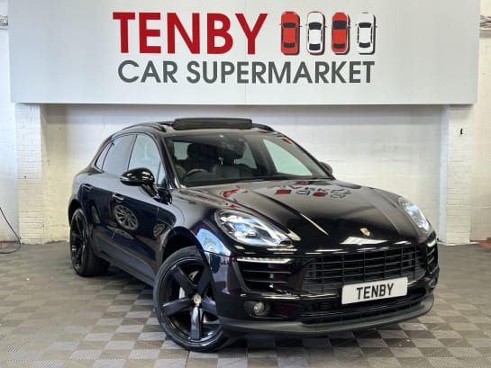 A null PORSCHE MACAN 3.0 TD V6 S SUV 5dr Diesel PDK 4WD Euro 6 (s/s) (258 ps)