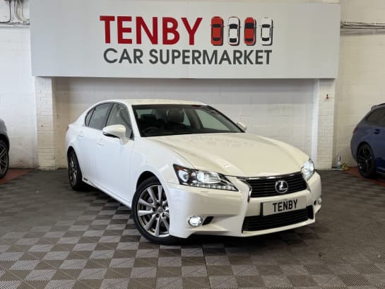 A 2015 LEXUS GS 2.5 300h Premier Saloon 4dr Petrol Hybrid CVT Euro 5 (s/s) (223 ps) FHT&COO