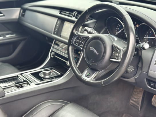 A 2018 JAGUAR XF 2.0d R-Sport Sportbrake Great spec! stunning colour!