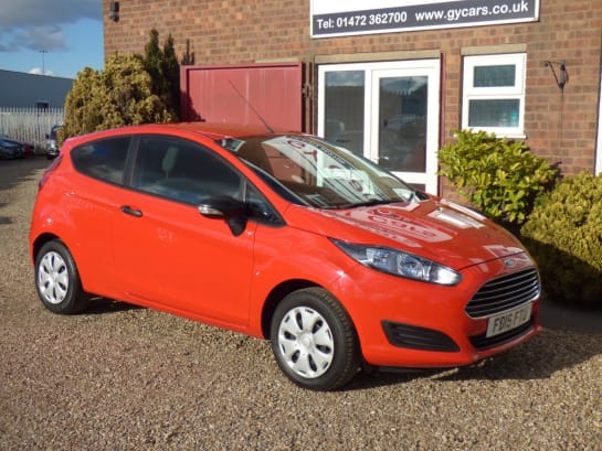 A 2015 FORD FIESTA 1.25 STUDIO 3-DOOR 55,000 MILES 30 TAX 2 OWNERS 15 MONTHS WARRANTY
