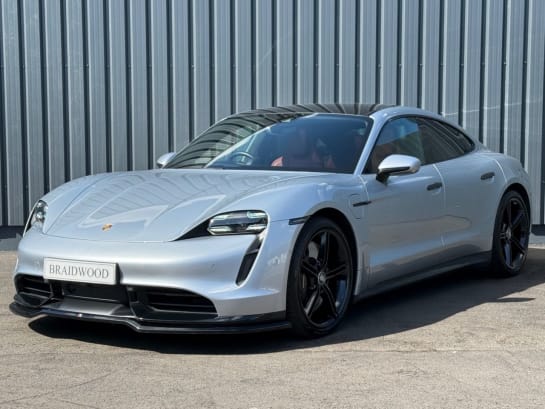 A null PORSCHE TAYCAN Performance Plus 93.4kWh Turbo Saloon 4dr Electric Auto 4WD (680 ps)