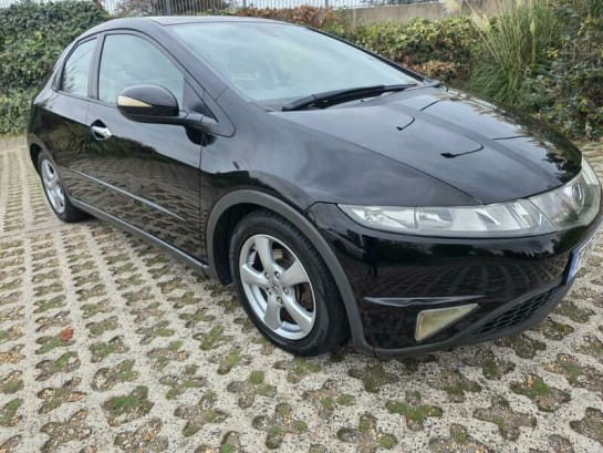 A 2007 HONDA CIVIC 1.8 i-VTEC ES 5dr