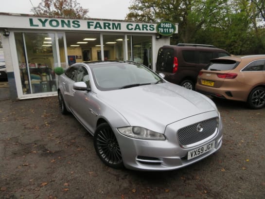 A null JAGUAR XJ 5.0L V8 PREMIUM LUXURY AUTOMATIC FULL LEATHER + ELECTRIC SUNROOF