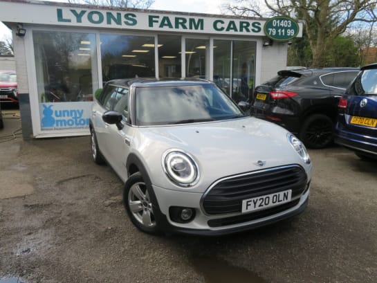 A null MINI CLUBMAN 1.5 Cooper Classic Estate 6dr Petrol Manual Euro 6 (s/s) (136 ps) NAVIGATIO