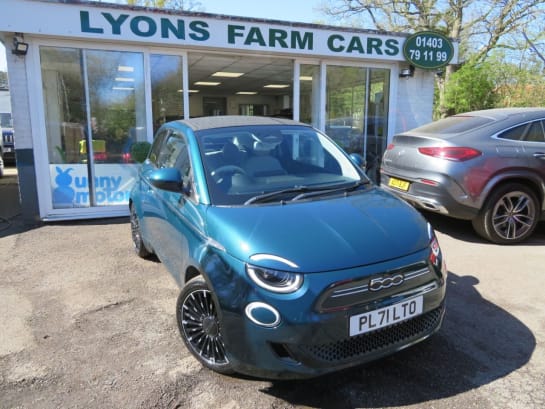 A null FIAT 500E C 42kWh La Prima Convertible 2dr Electric Automatic (118 ps) *WINTER PACK / H