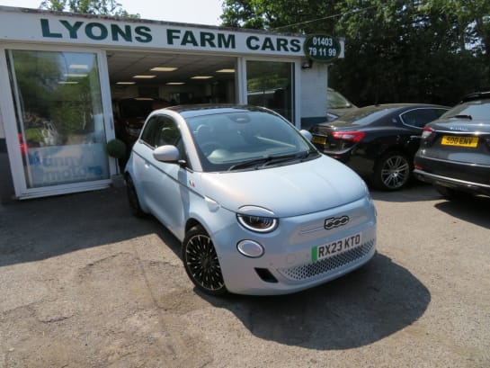 A null FIAT 500E 42kWh La Prima Hatchback 3dr Electric Automatic (118 ps) *CELESTIAL BLUE +