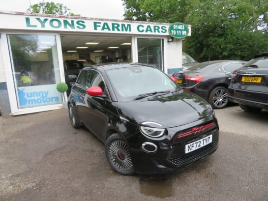 A null FIAT 500E 42kWh RED Hatchback 3dr Electric Automatic (118 ps) RED KIT + WIRELESS PHON