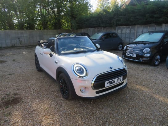 A 2018 MINI CONVERTIBLE 1.5 Cooper Convertible 2dr Petrol Manual Euro 6 (s/s) (136 ps)