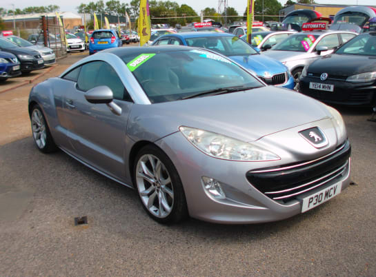 A null PEUGEOT RCZ 2.0 HDI GT 2-Door
