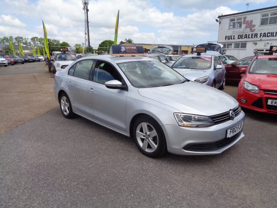 A 2012 VOLKSWAGEN JETTA SE TDI BLUEMOTION TECHNOLOGY DSG