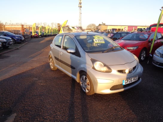 A null TOYOTA AYGO 1.0 VVT-I PLUS 5-Door