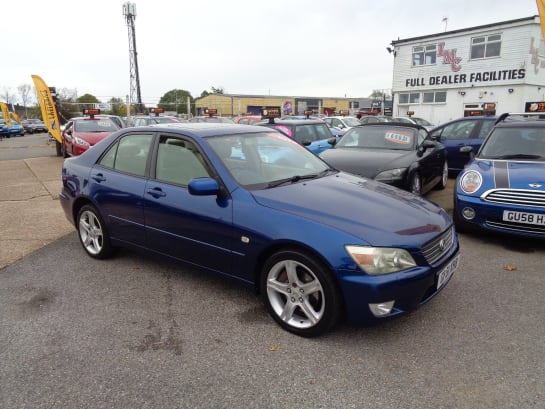 A 2001 LEXUS IS 200 SE