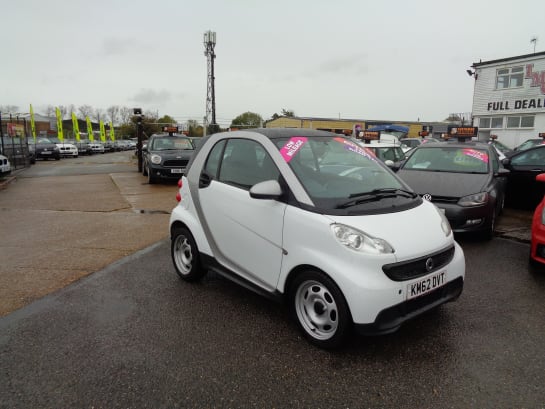 A 2012 SMART FORTWO COUPE PURE MHD