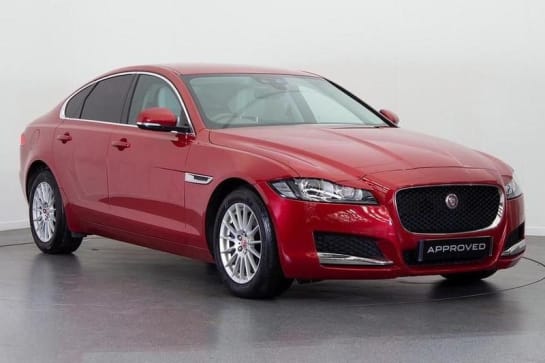 A 2017 JAGUAR XF D PRESTIGE