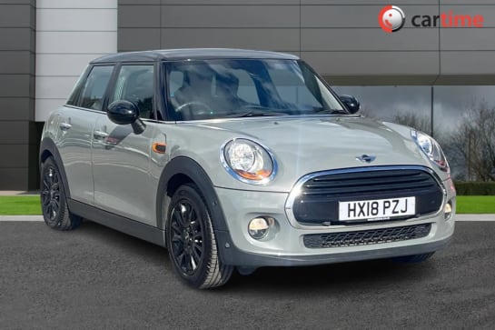 A 2018 MINI HATCH COOPER 1.5 COOPER 5d 134 BHP Park Distance Control Front/Rear, Ambient Lighting, Black Roof/Mirrors, Air Conditioning, Electric Windows Moonwalk Grey, 16-Inc