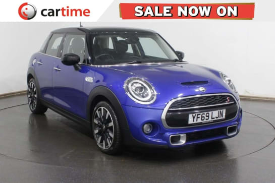 A 2019 MINI HATCH COOPER S EXCLUSIVE 2.0 5d 190 BHP 6.5in Sat Nav, Leather Seats, DAB / Bluetooth, 17in Alloys, Rear Park Sensors Air Conditioning, Cruise Control