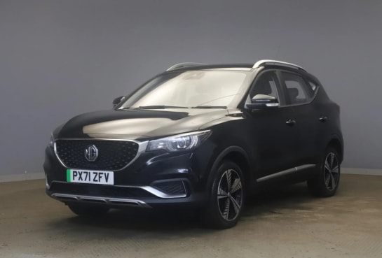 A 2021 MG MG ZS EXCLUSIVE 5d 141 BHP Glass Sliding Panoramic Sunroof, Apple CarPlay / Android Auto, Black Heated Leather Seats, Reverse Camera / Rear Park Sensors, 8i
