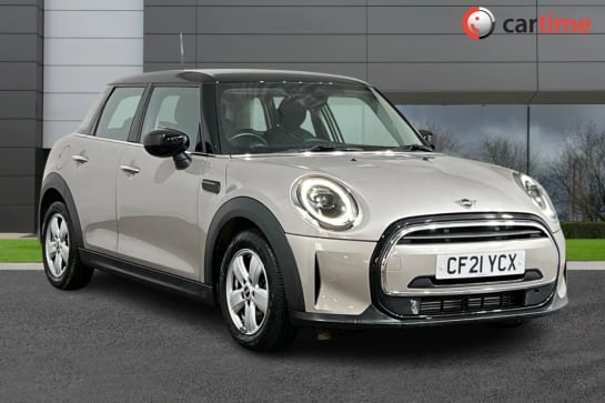 A 2021 MINI HATCH COOPER 1.5 COOPER CLASSIC 5d 134 BHP 6.5in Display, DAB / Bluetooth, Air Conditioning, 15in Alloys, Moonwalk Grey Rooftop Grey, Cloth Seats