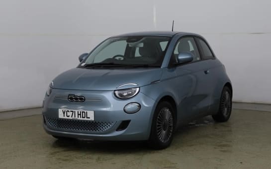 A 2021 FIAT 500E ICON 3d 117 BHP