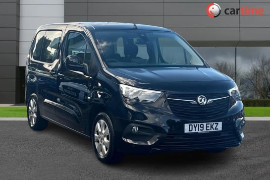 A 2019 VAUXHALL COMBO LIFE 1.2 ENERGY S/S 5d 109 BHP 7in Touchscreen Display, Apple CarPlay / Android Auto, Front / Rear Parking Sensors, Bluetooth / USB, 16in Alloys 16in Alloy
