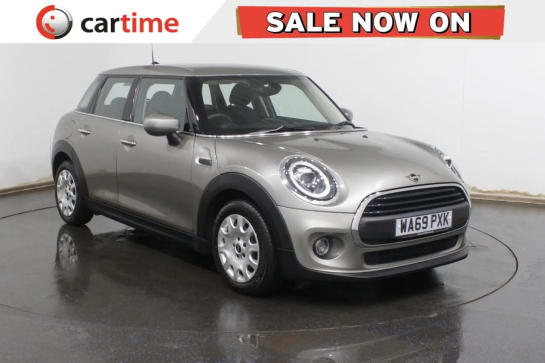 A 2019 MINI HATCH ONE 1.5 ONE CLASSIC 5d 101 BHP 6.5in Display, Rear Park Sensors, Heated Seats, Air Conditioning, DAB / Bluetooth Melting Silver, Cloth Seats