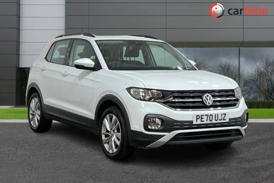 A 2020 VOLKSWAGEN T-CROSS 1.0 SE TSI 5d 94 BHP Cruise Control, Apple CarPlay / Android Auto, Bluetooth, DAB Radio, App Connect Pure White, App Connect