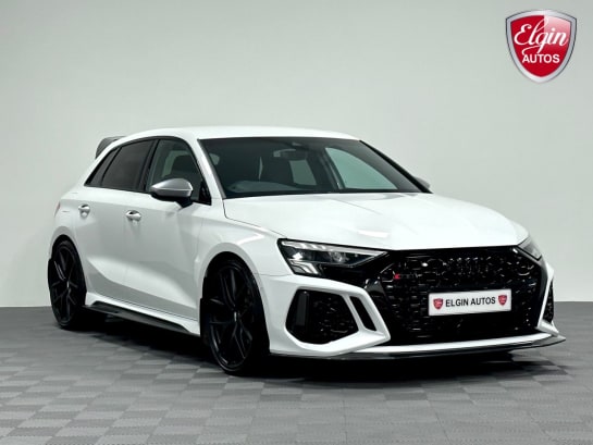 A null AUDI RS3 Sportback Quattro 2.5 TFSI S Tronic [Comfort +Sound] ( 400 bhp )