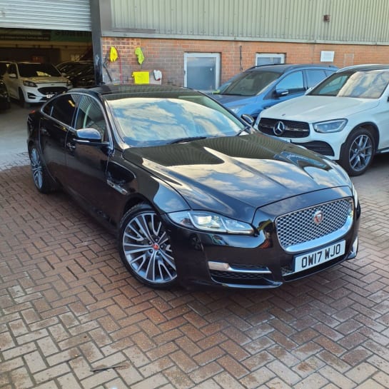 A null JAGUAR XJ 3.0 D V6 AUTOBIOGRAPHY L 4d 302 BHP LIVE TV MASSAGE SEATS