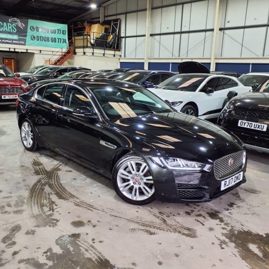 A null JAGUAR XE 2.0 PORTFOLIO INGENIUM 4d 247 BHP GENUINE MILEAGE 6 MONTHS WARRANTY