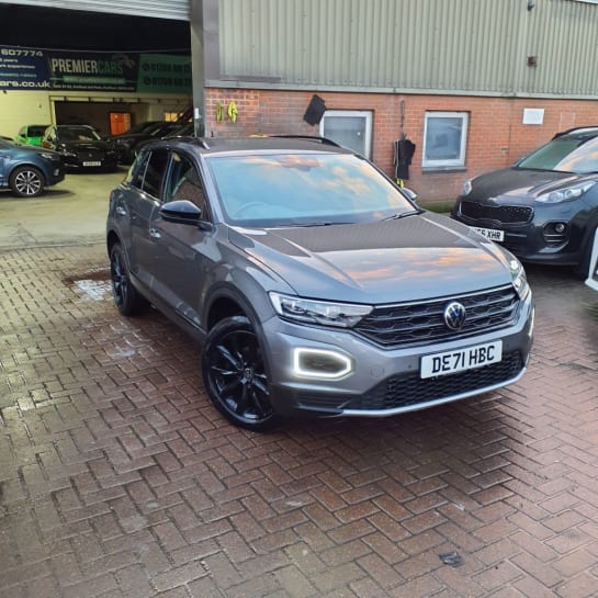 A null VOLKSWAGEN T-ROC 1.5 TSI EVO Black Edition SUV 5dr Petrol DSG Euro 6 (s/s) (150 ps) 6 MONTHS