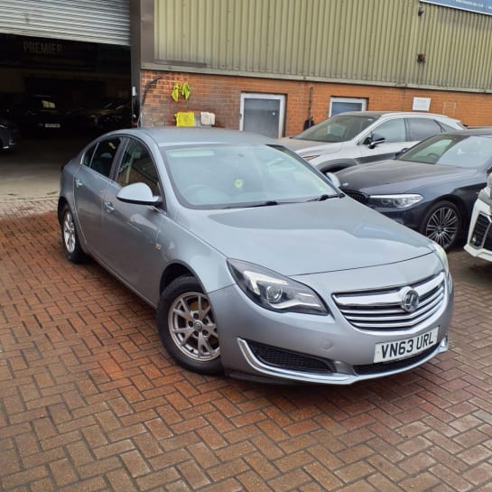 A null VAUXHALL INSIGNIA 2.0 CDTi ecoFLEX Design Hatchback 5dr Diesel Manual Euro 5 (s/s) (120 ps) G