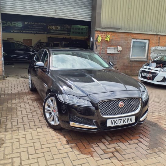 A null JAGUAR XF 2.0d Portfolio Saloon 4dr Diesel Auto Euro 6 (s/s) (180 ps) 6 MONTHS WARRAN