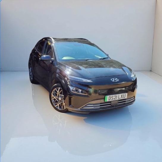 A 2021 HYUNDAI KONA PREMIUM