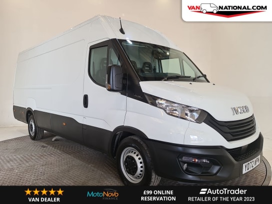 A 2022 IVECO DAILY 35S14VB