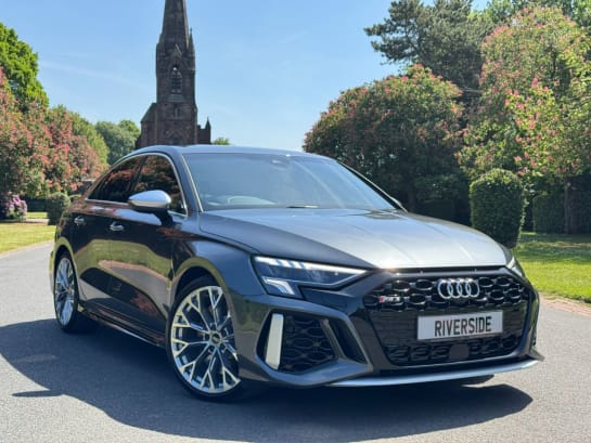 A null AUDI RS3 2.5 TFSI Saloon 4dr Petrol S Tronic quattro Euro 6 (s/s) (400 ps)
