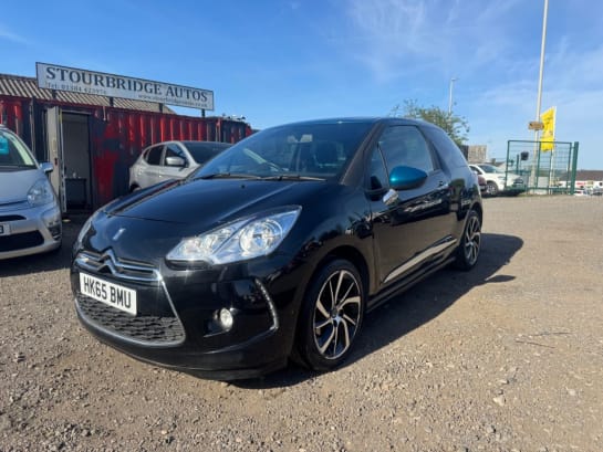 A null DS AUTOMOBILES DS 3 1.2 PureTech DStyle Nav Hatchback 3dr Petrol Manual Euro 6 (s/s) (110 ps)